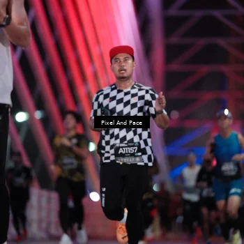 Runner Photo 6733273