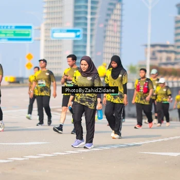 Runner Photo 6733335