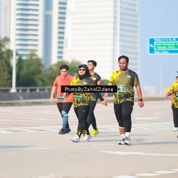 Runner Photo 6733345