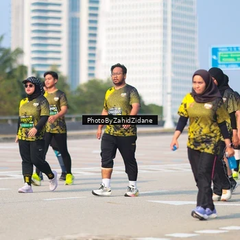 Runner Photo 6733350