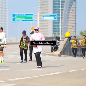 Runner Photo 6733383
