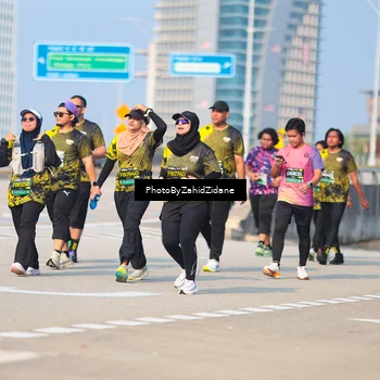 Runner Photo 6733428