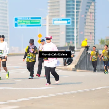 Runner Photo 6733430