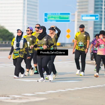 Runner Photo 6733433