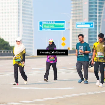 Runner Photo 6733480