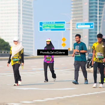 Runner Photo 6733487