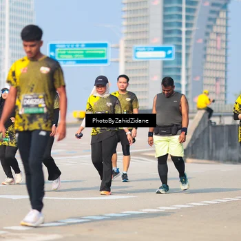 Runner Photo 6733517