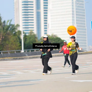Runner Photo 6733636