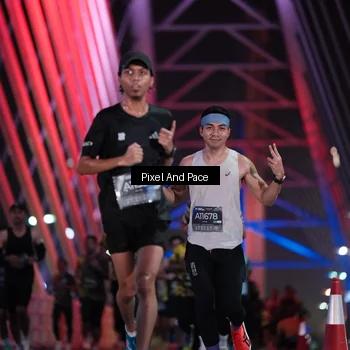 Runner Photo 6733649