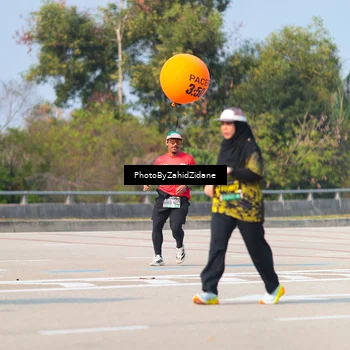 Runner Photo 6733660