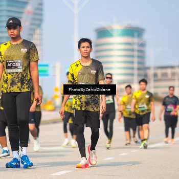 Runner Photo 6734012