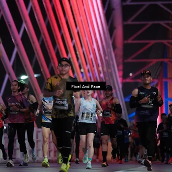 Runner Photo 6734097