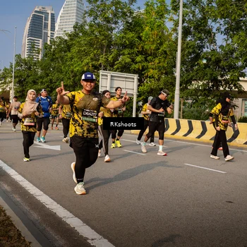 Runner Photo 6734154