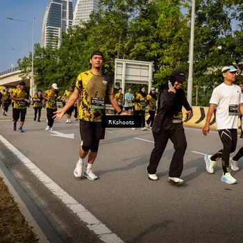 Runner Photo 6734188