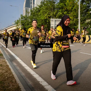 Runner Photo 6734230