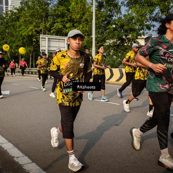 Runner Photo 6734305