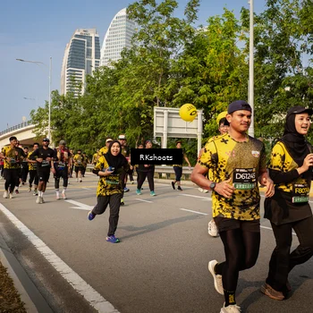 Runner Photo 6734374