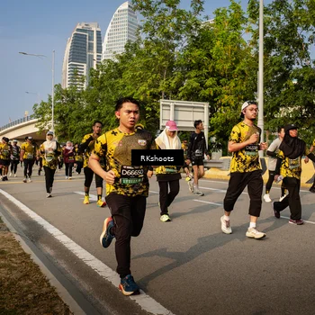Runner Photo 6734900