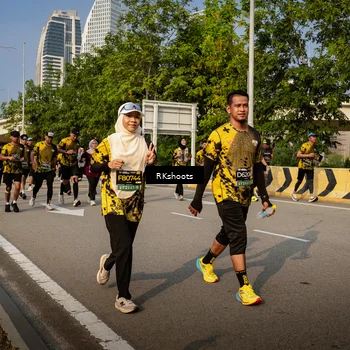 Runner Photo 6734916