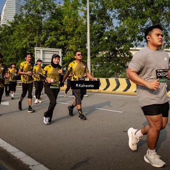 Runner Photo 6734924