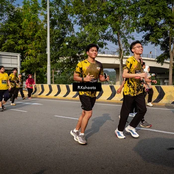Runner Photo 6734976