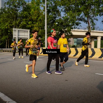 Runner Photo 6735025