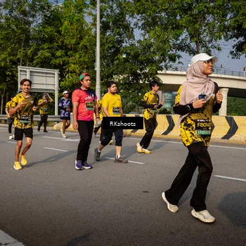 Runner Photo 6735033