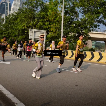 Runner Photo 6735086