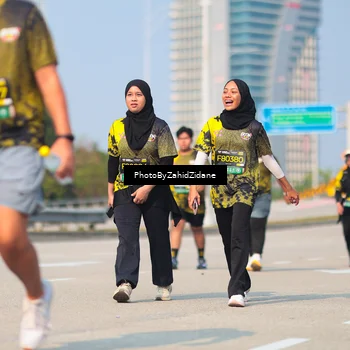 Runner Photo 6735103