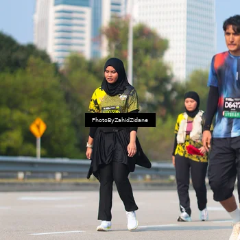 Runner Photo 6735207