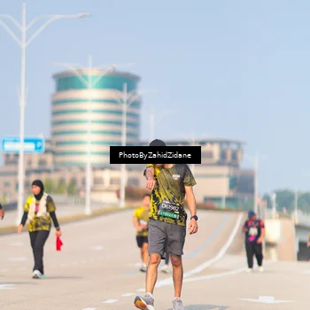 Runner Photo 6735231