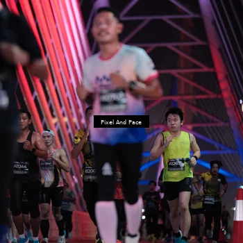 Runner Photo 6735338