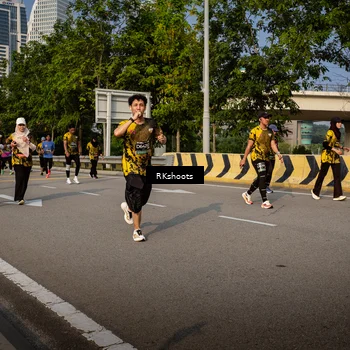 Runner Photo 6735354