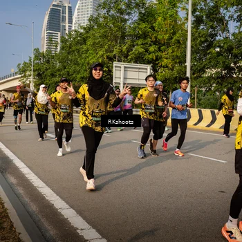 Runner Photo 6735366