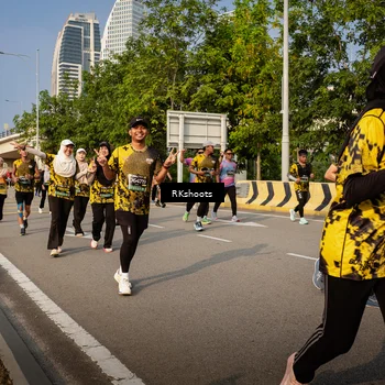Runner Photo 6735376