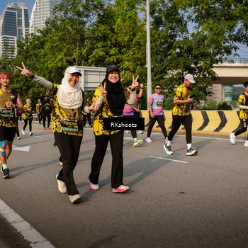 Runner Photo 6735396