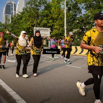 Runner Photo 6735405