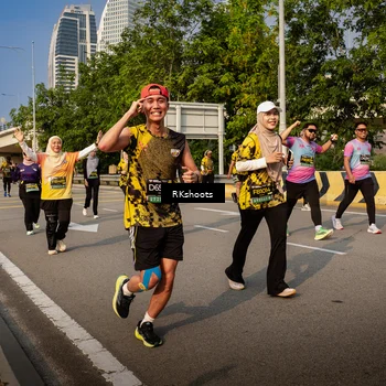 Runner Photo 6735427