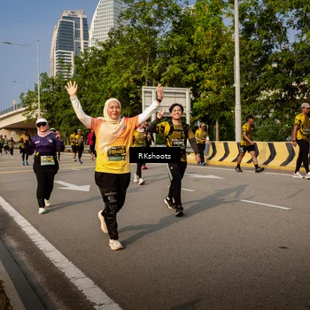 Runner Photo 6735448