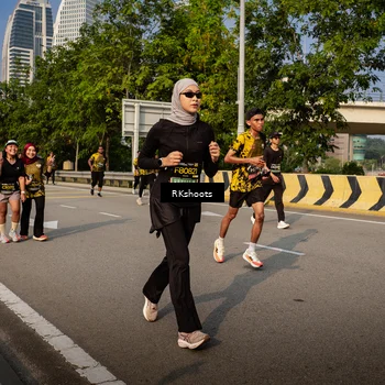 Runner Photo 6735496