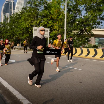 Runner Photo 6735524