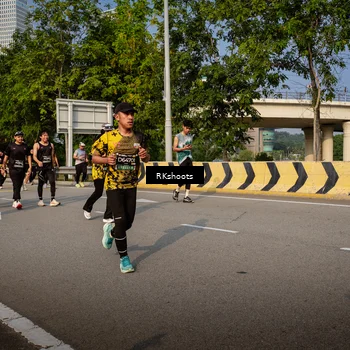 Runner Photo 6735539