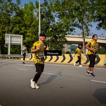 Runner Photo 6735550