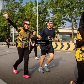 Runner Photo 6735602