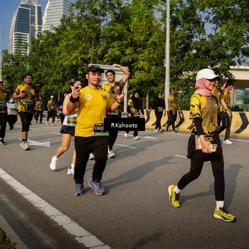 Runner Photo 6735618