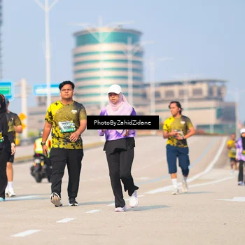 Runner Photo 6735704