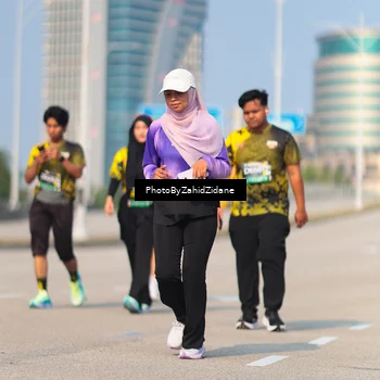 Runner Photo 6735705