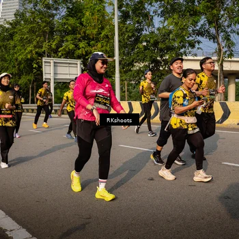 Runner Photo 6735743