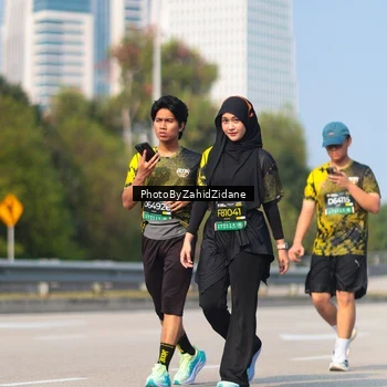 Runner Photo 6735758