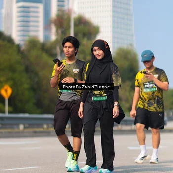 Runner Photo 6735761